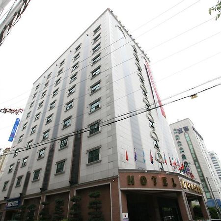 Uijeongbu Nice Hotel מראה חיצוני תמונה