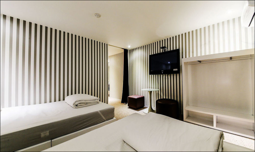 Uijeongbu Nice Hotel מראה חיצוני תמונה