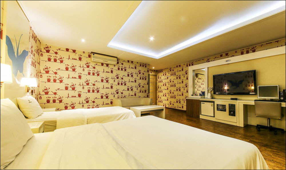 Uijeongbu Nice Hotel מראה חיצוני תמונה