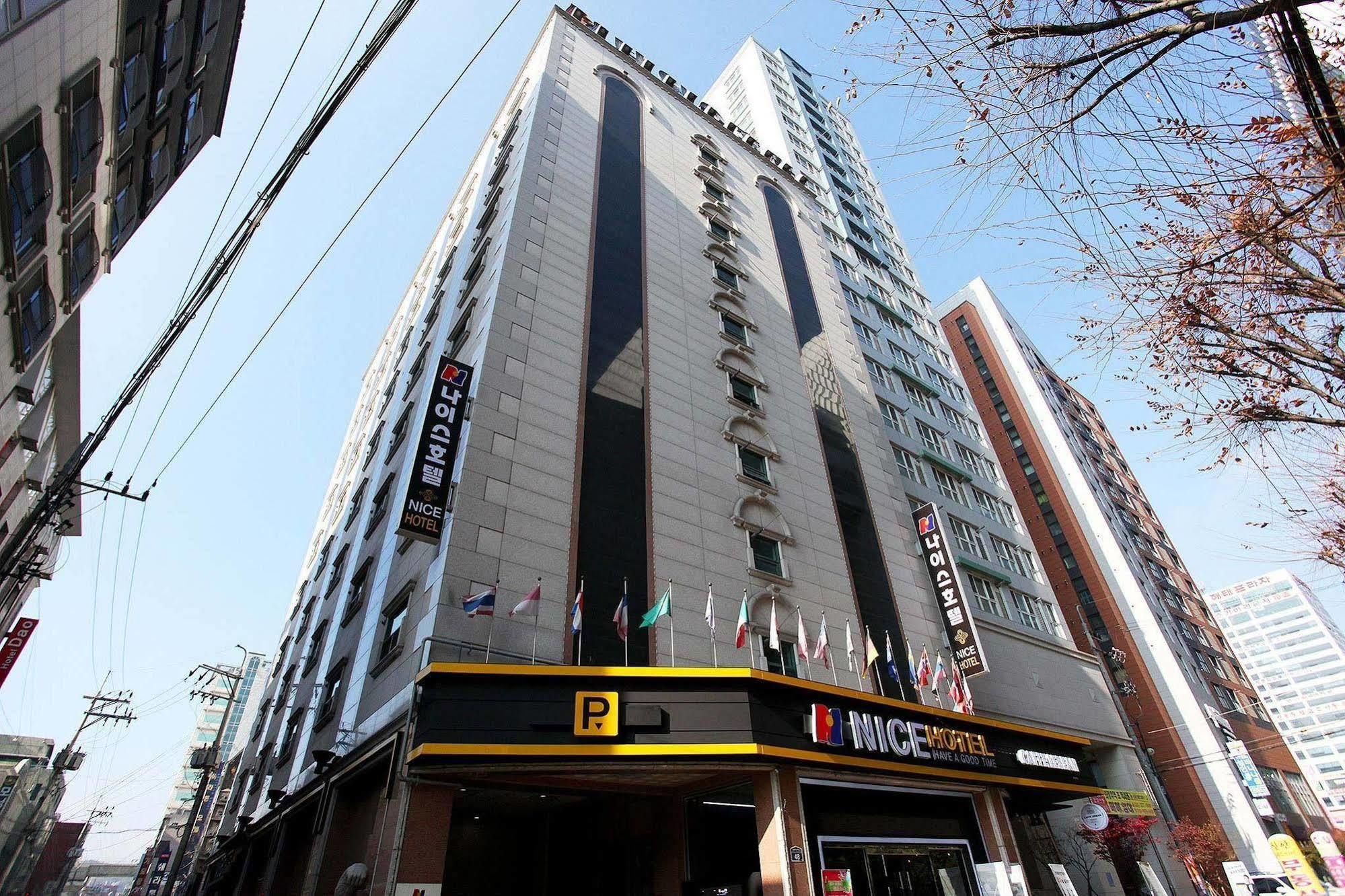 Uijeongbu Nice Hotel מראה חיצוני תמונה
